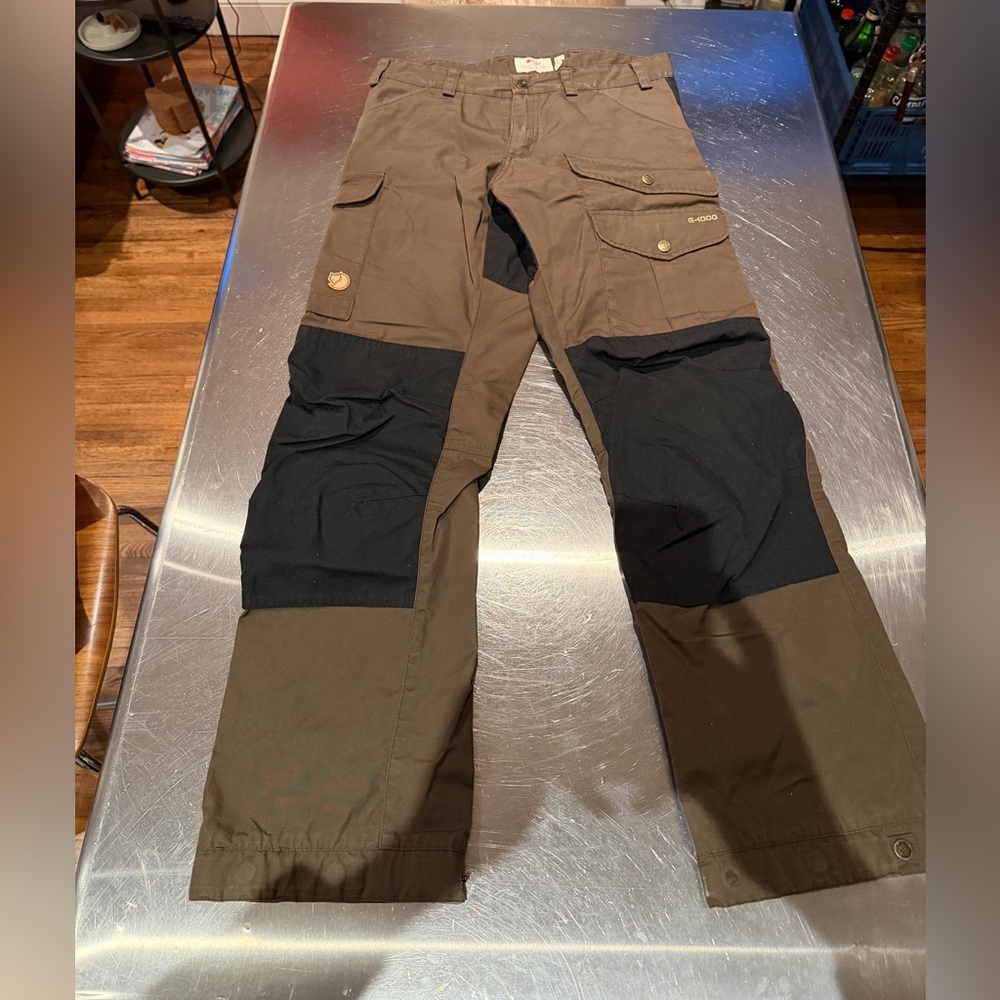 Men's Brown and Black Cargo Pants